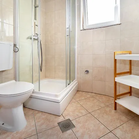 Apartmán Emil With Balcony *