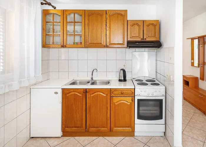 Apartament Emil With Balcony *